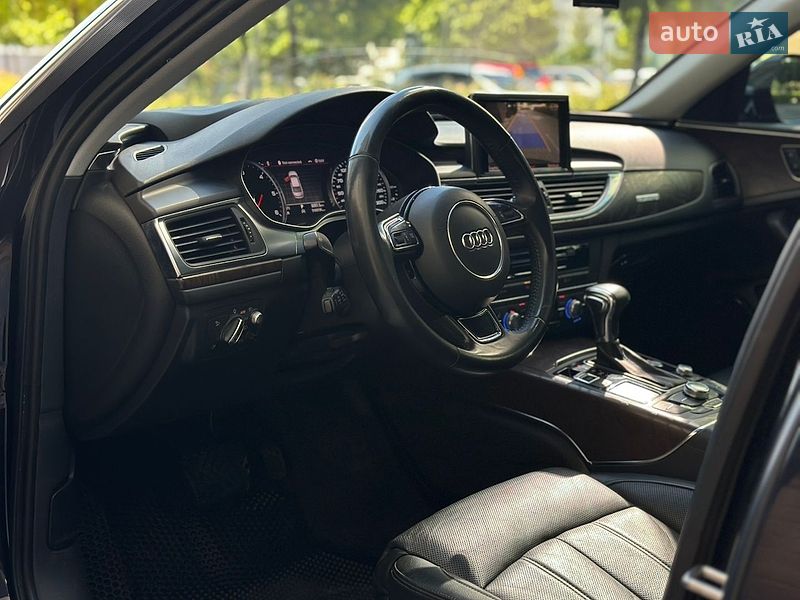 Седан Audi A6 2012 в Ивано-Франковске