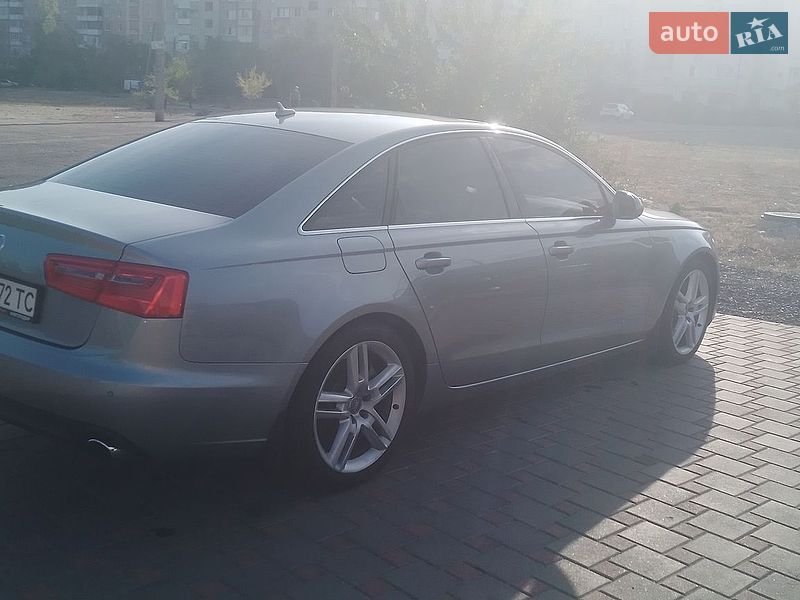 Седан Audi A6 2013 в Запоріжжі