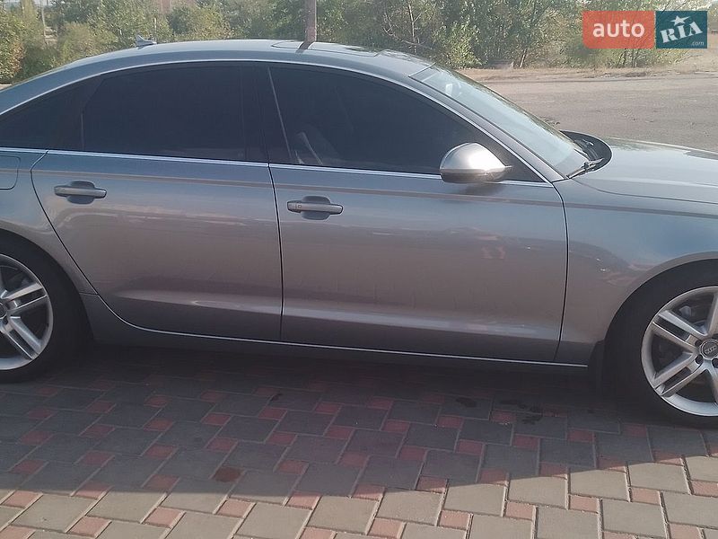 Седан Audi A6 2013 в Запоріжжі