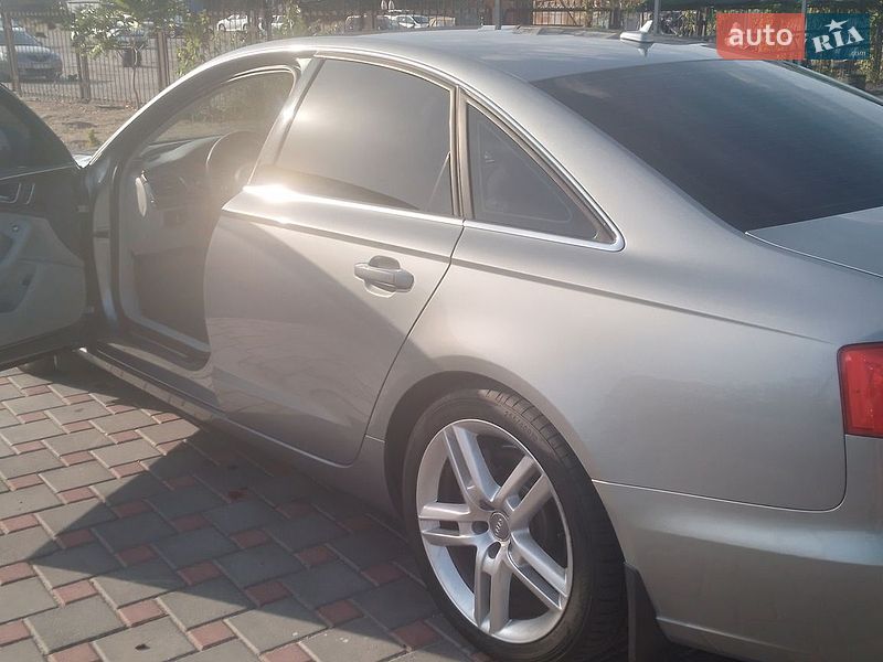 Седан Audi A6 2013 в Запоріжжі