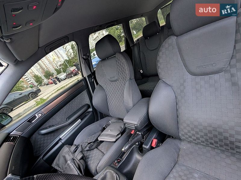 Универсал Audi A6 1999 в Киеве