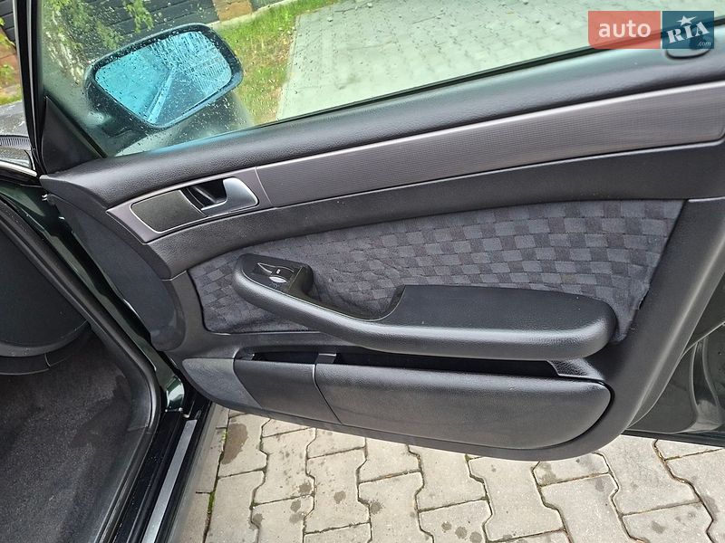 Седан Audi A6 2001 в Черновцах