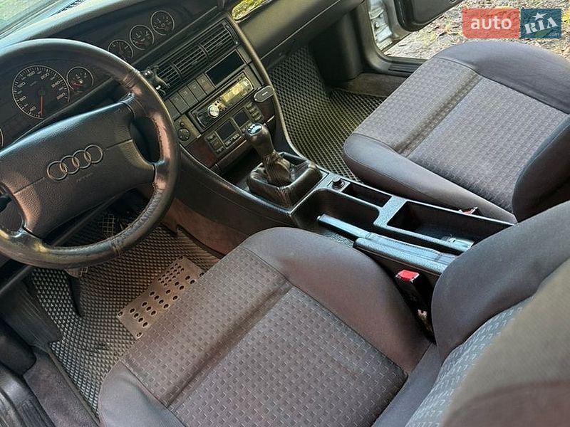 Седан Audi A6 1996 в Львове фото 7 Седан Audi A6 1996 в Львове