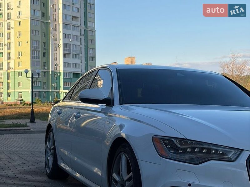 Седан Audi A6 2014 в Харькове