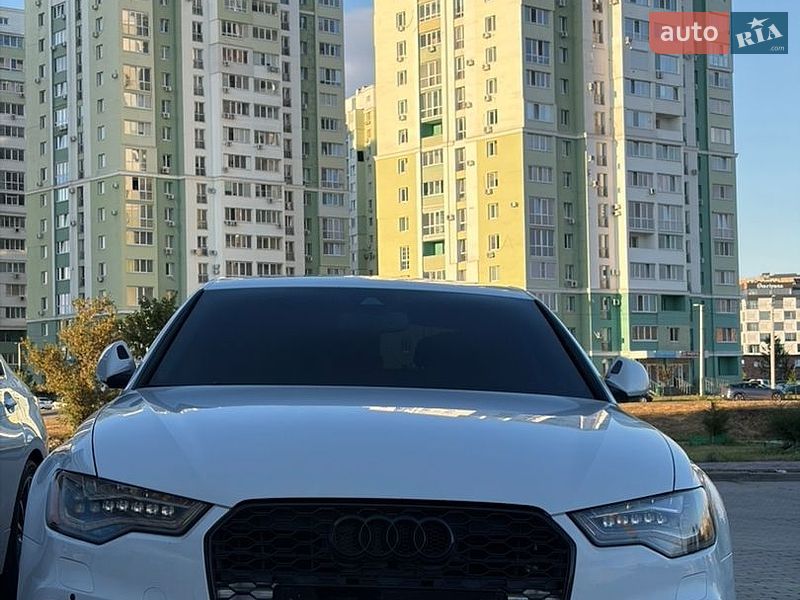 Седан Audi A6 2014 в Харькове