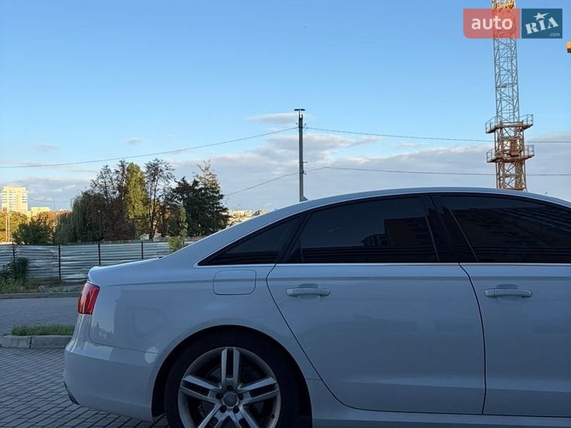 Седан Audi A6 2014 в Харькове
