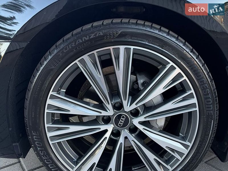 Седан Audi A6 2023 в Харькове