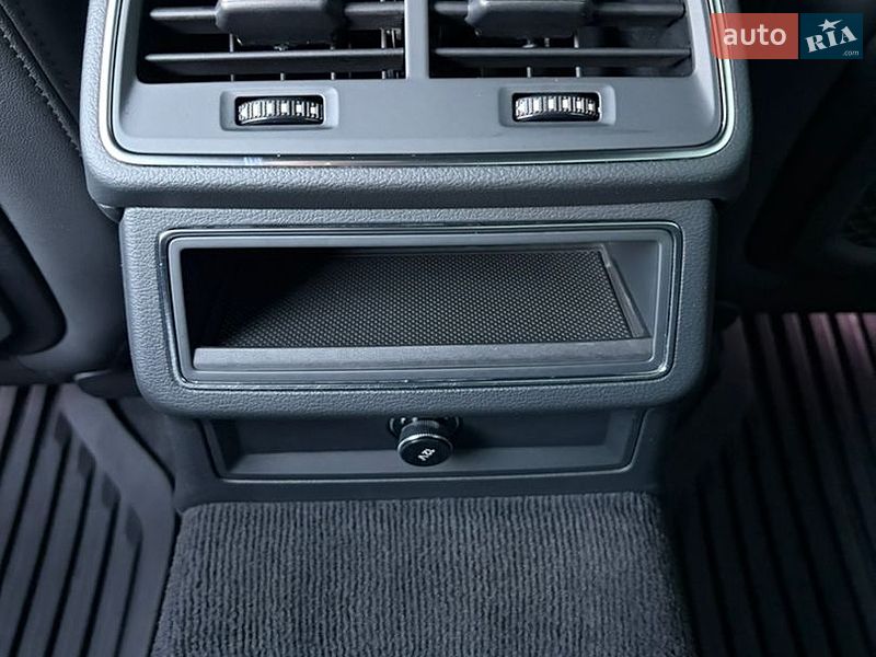 Седан Audi A6 2023 в Харькове