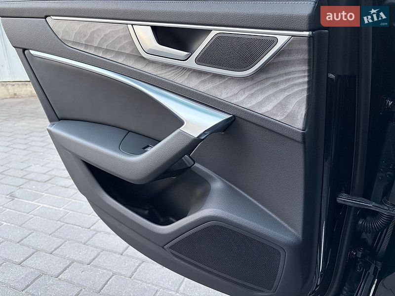 Седан Audi A6 2023 в Харькове