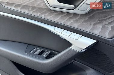 Седан Audi A6 2023 в Харькове