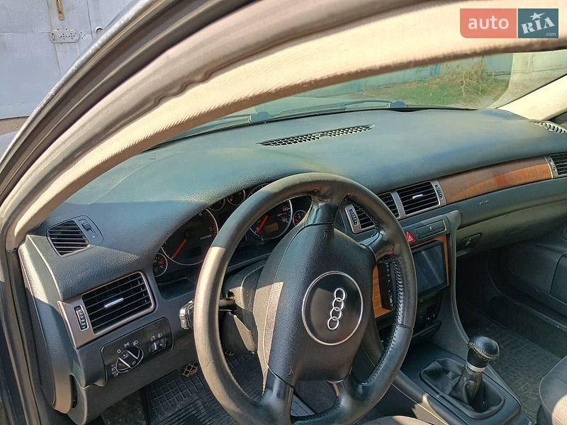 Седан Audi A6 2002 в Ивано-Франковске