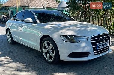 Седан Audi A6 2014 в Умані