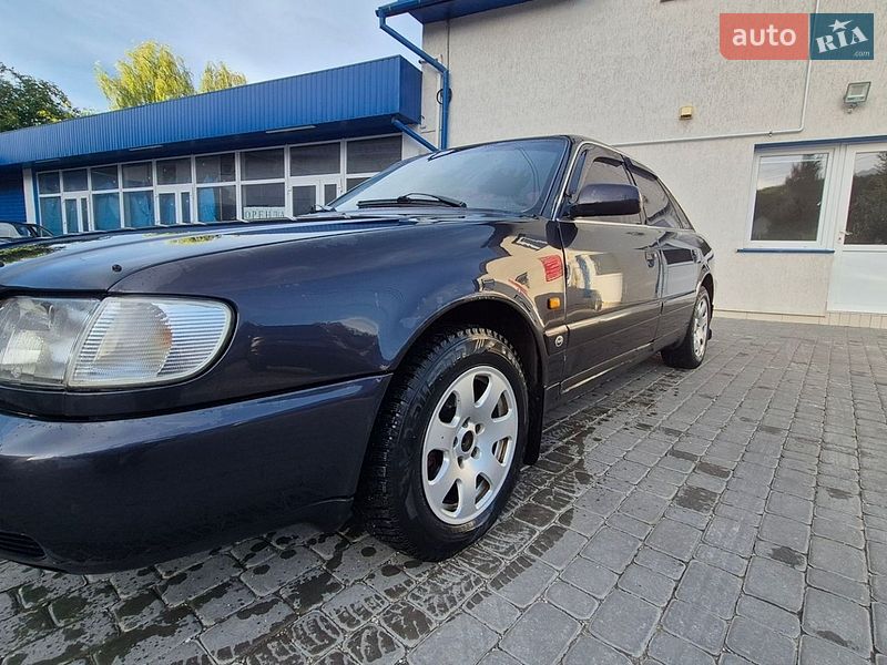 Седан Audi A6 1997 в Кременце