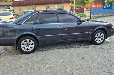 Седан Audi A6 1997 в Кременце
