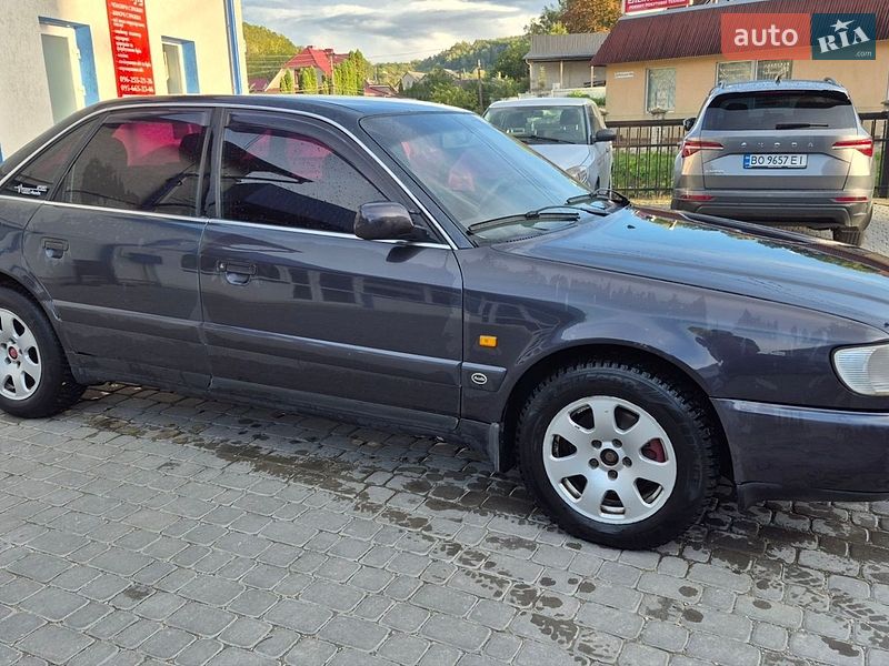 Седан Audi A6 1997 в Кременце