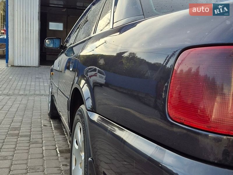 Седан Audi A6 1997 в Кременце