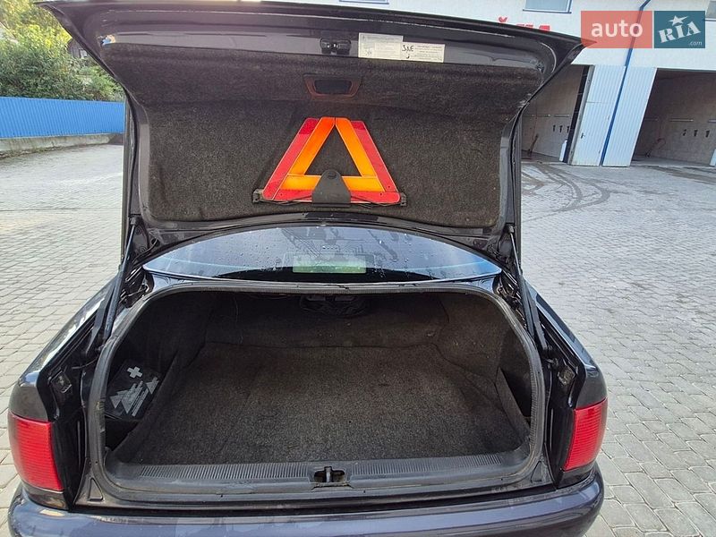 Седан Audi A6 1997 в Кременце