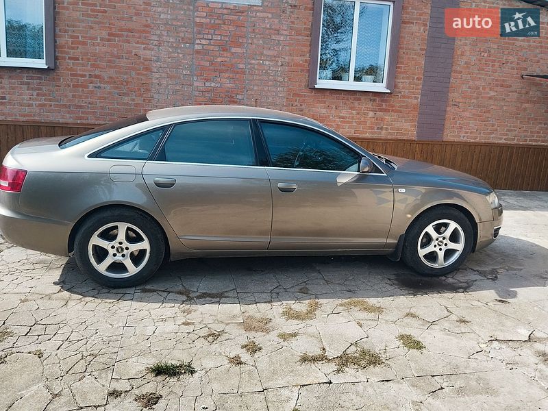 Седан Audi A6 2005 в Карлівці