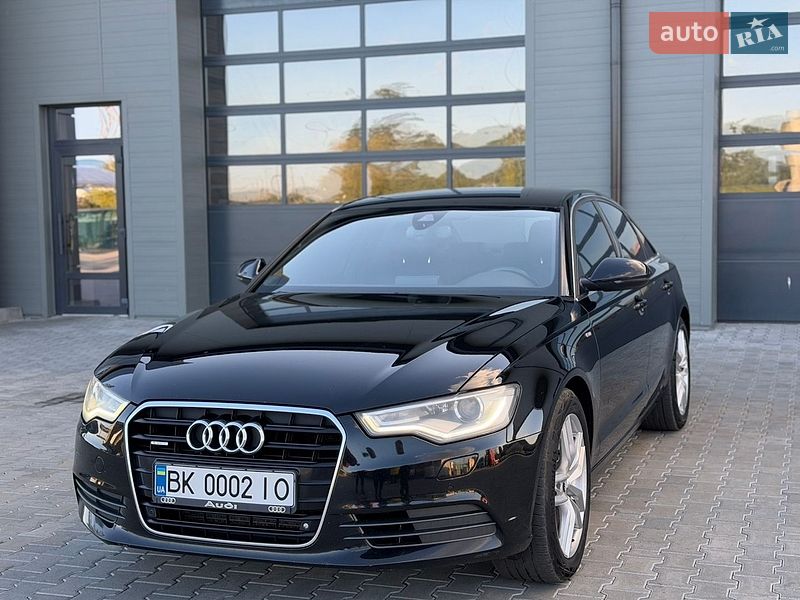Седан Audi A6 2012 в Сарнах