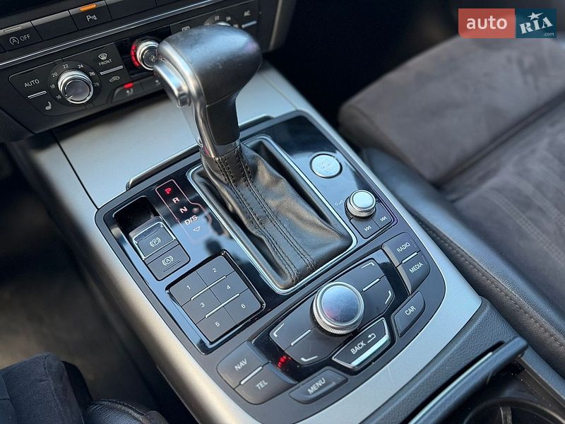 Седан Audi A6 2012 в Сарнах