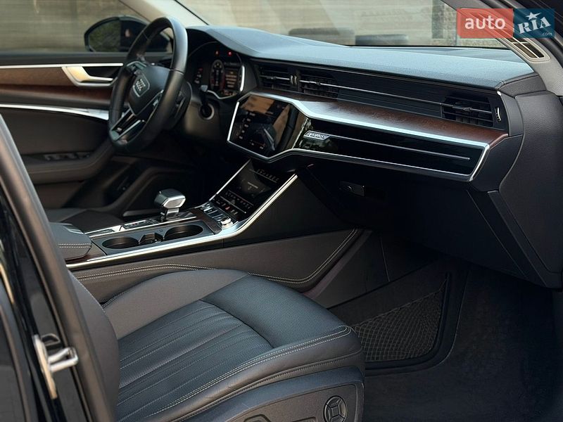 Седан Audi A6 2019 в Львові