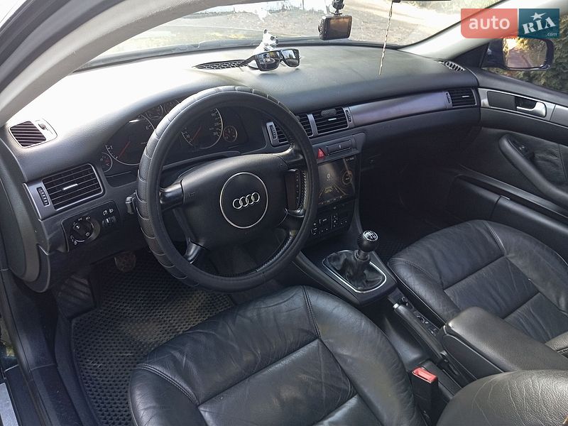 Універсал Audi A6 2003 в Дубні
