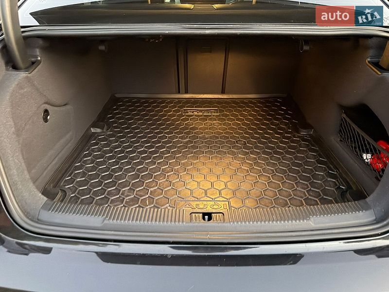 Седан Audi A6 2014 в Павлограде