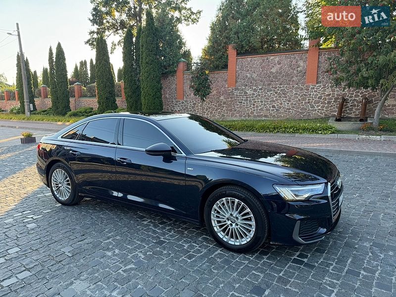 Седан Audi A6 2020 в Киеве