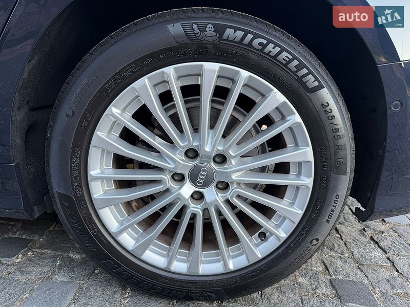 Седан Audi A6 2020 в Киеве