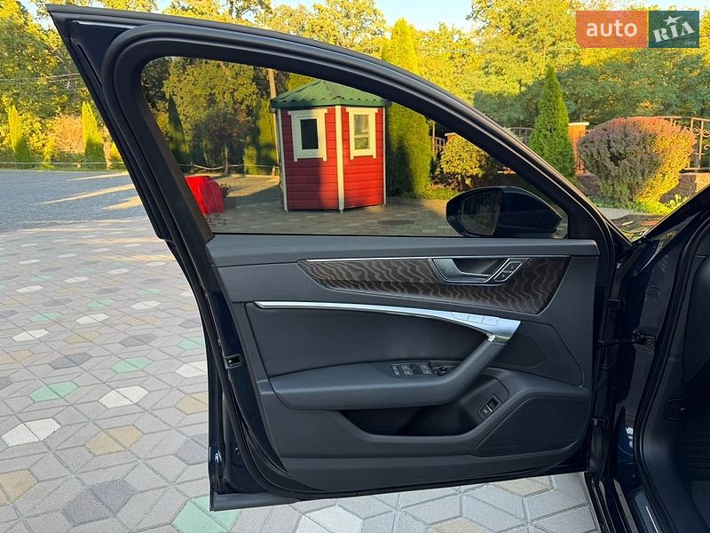 Седан Audi A6 2020 в Киеве
