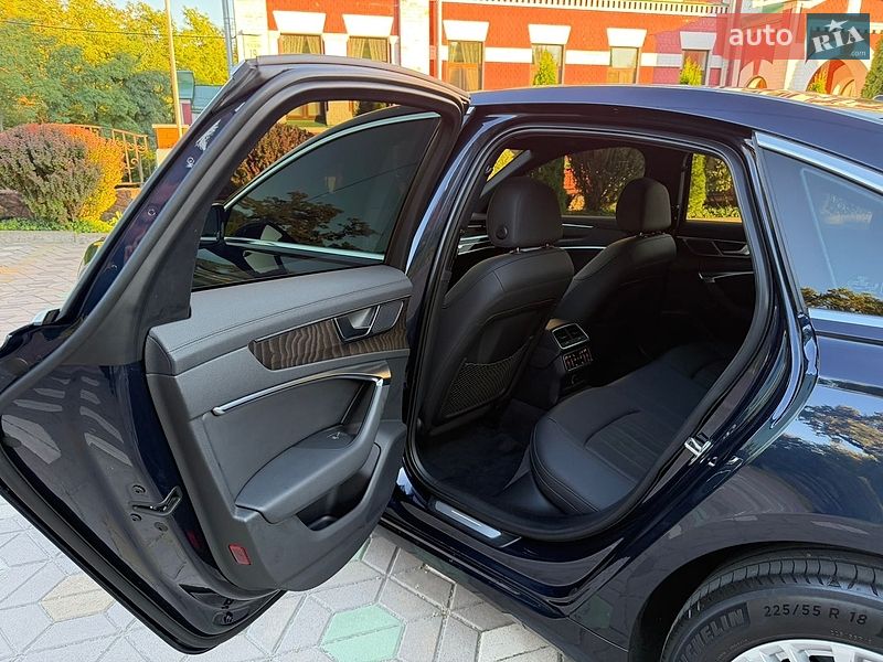 Седан Audi A6 2020 в Киеве