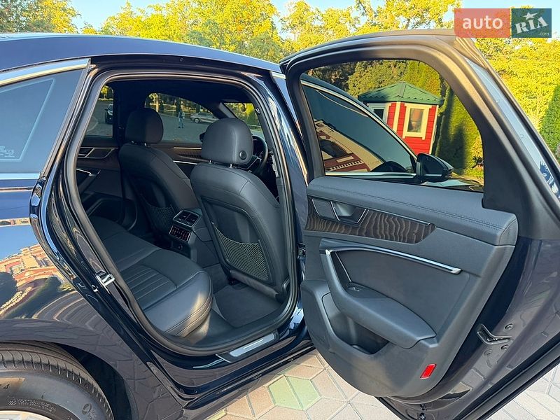 Седан Audi A6 2020 в Киеве