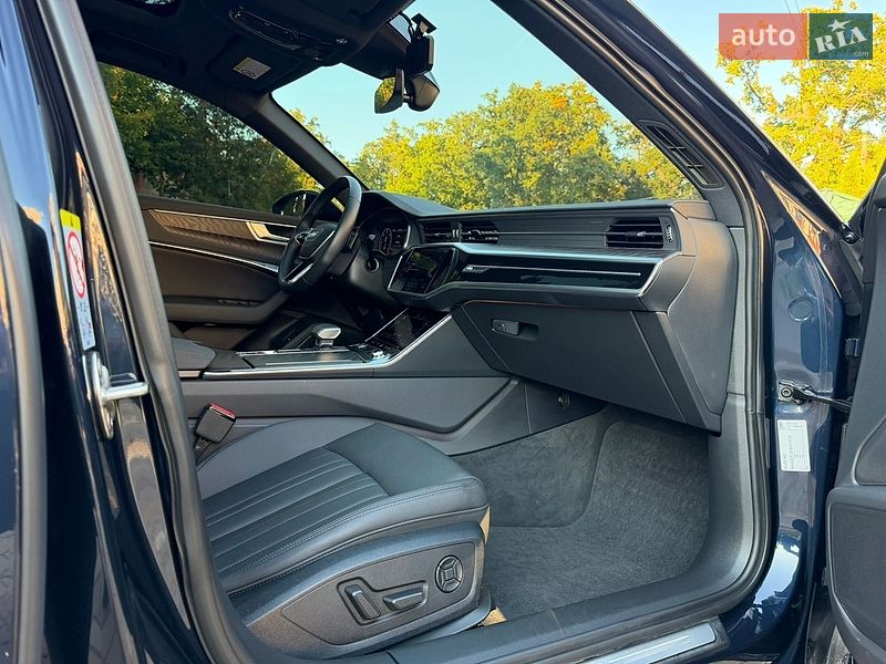 Седан Audi A6 2020 в Киеве