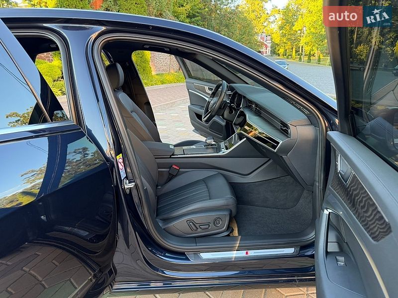 Седан Audi A6 2020 в Киеве