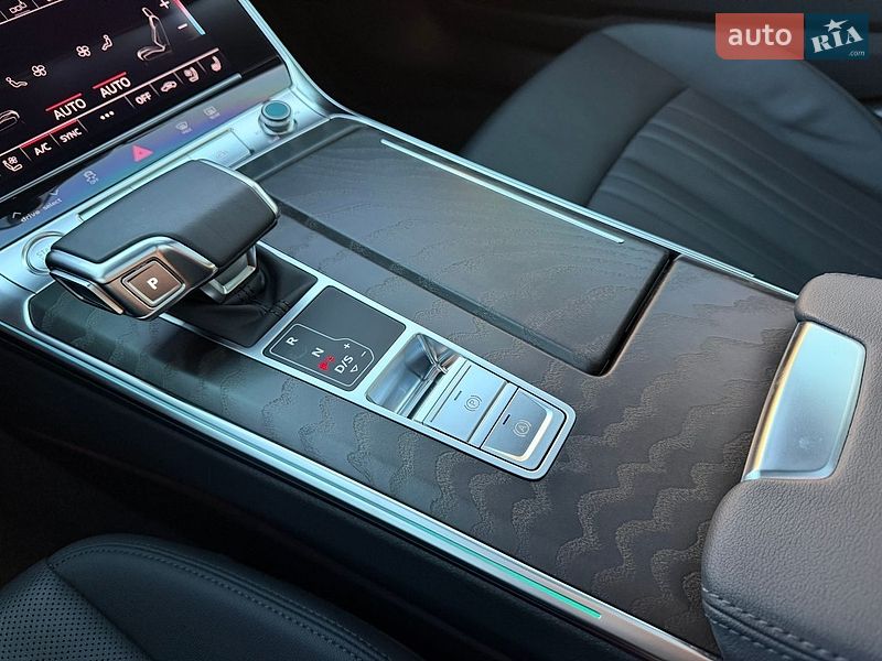 Седан Audi A6 2020 в Киеве