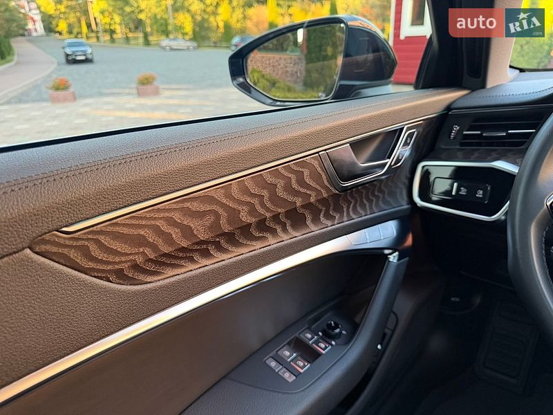 Седан Audi A6 2020 в Киеве
