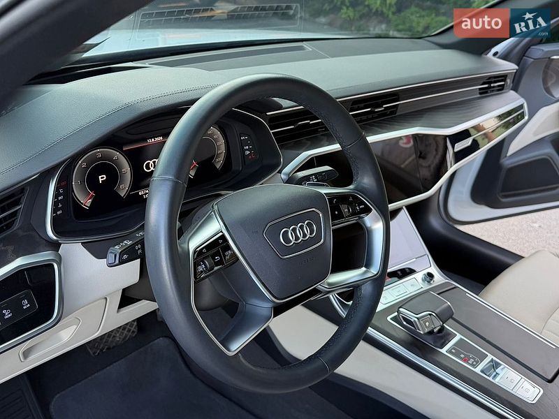 Седан Audi A6 2023 в Киеве