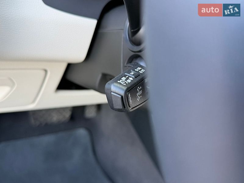 Седан Audi A6 2023 в Киеве