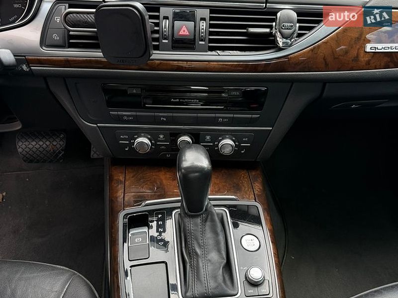 Седан Audi A6 2015 в Львові