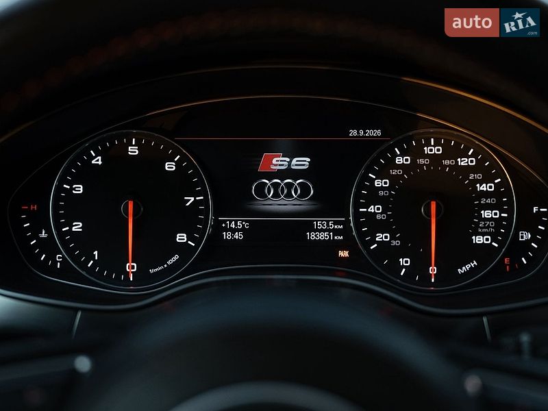 Седан Audi A6 2013 в Ровно