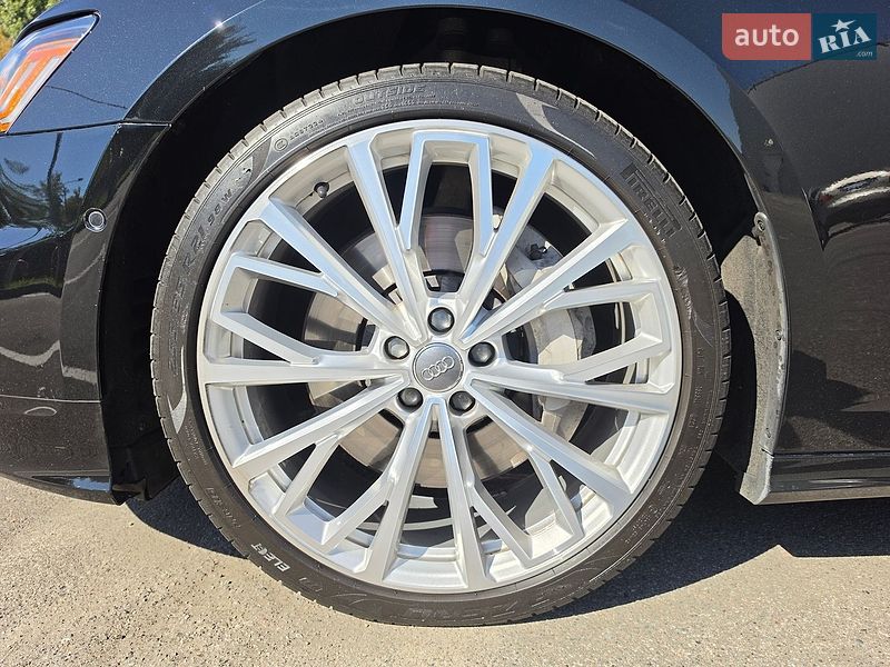 Седан Audi A6 2020 в Киеве