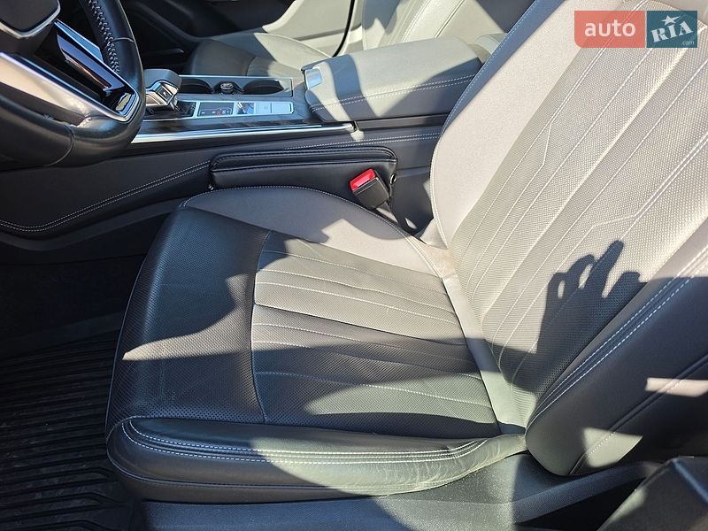Седан Audi A6 2020 в Киеве