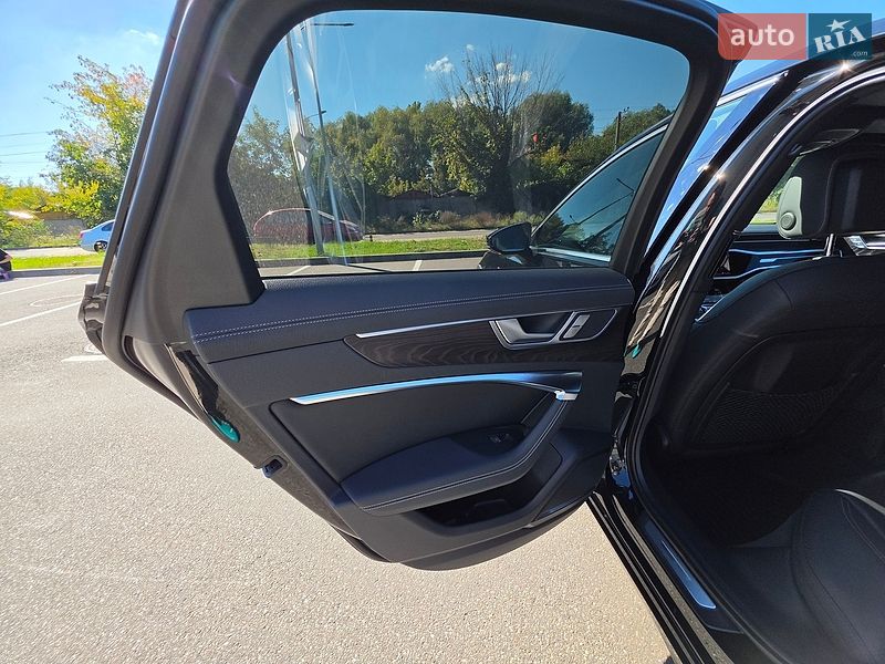 Седан Audi A6 2020 в Киеве