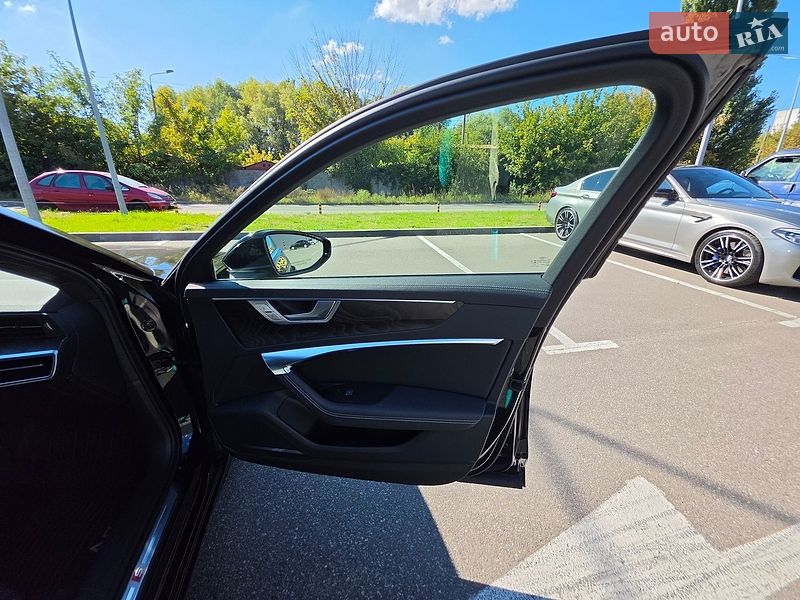 Седан Audi A6 2020 в Киеве