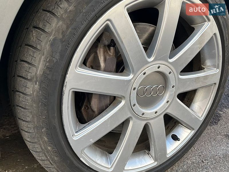 Седан Audi A6 2002 в Киеве