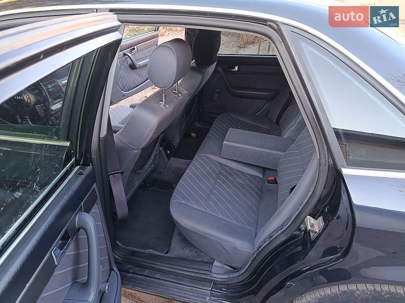 Седан Audi A6 1996 в Кривому Розі