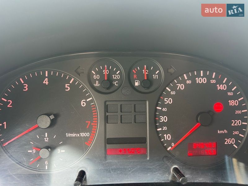 Седан Audi A6 1998 в Черкасах