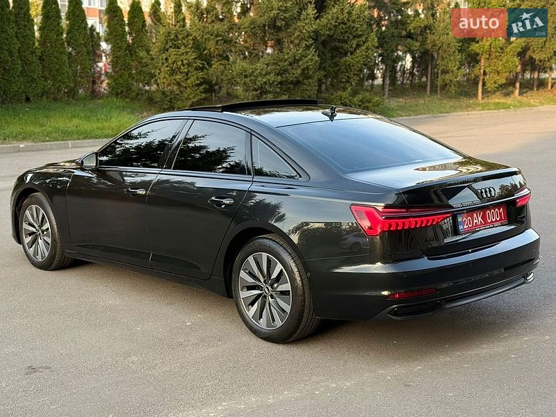 Седан Audi A6 2022 в Тернополе