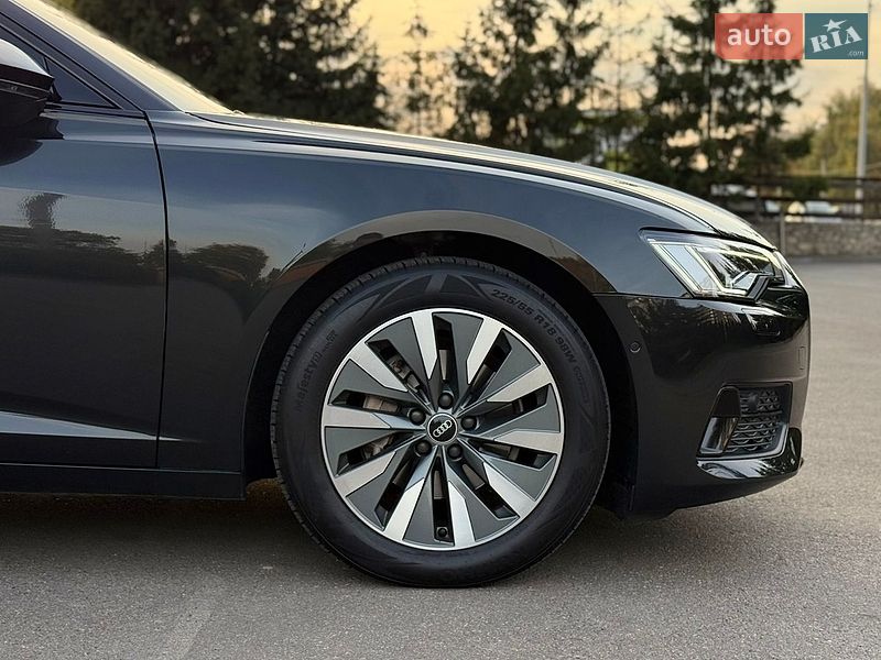 Седан Audi A6 2022 в Тернополі