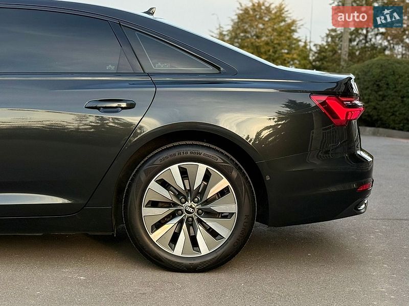 Седан Audi A6 2022 в Тернополе